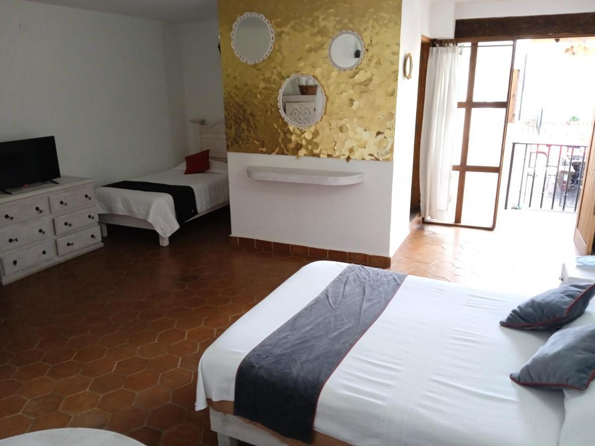 Hotel Valle Bonito, Valle De Bravo Exteriör bild