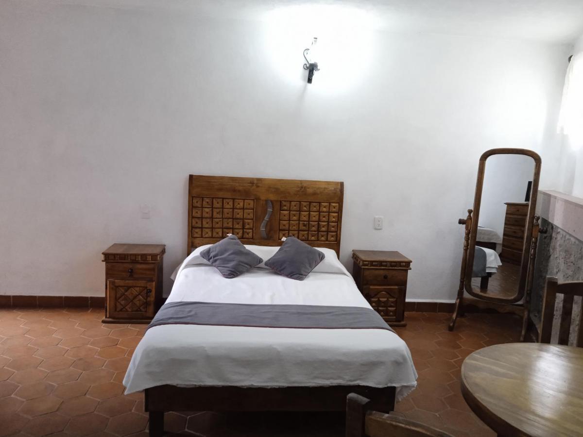 Hotel Valle Bonito, Valle De Bravo Exteriör bild